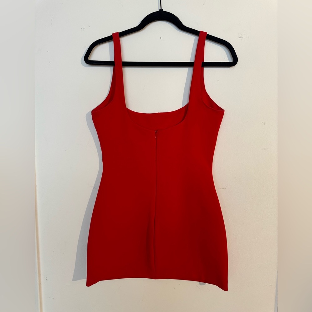 Red top - Picture 2 of 2